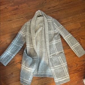 Banana Republic Gray Plaid Open-Front Cardigan